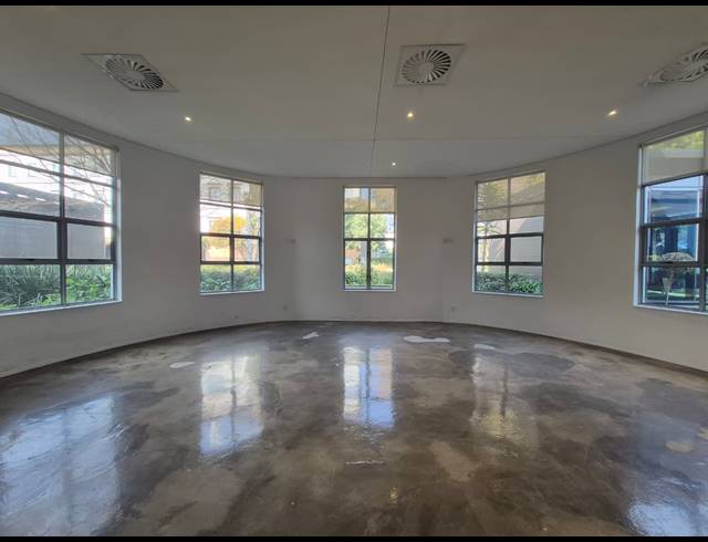 450M² OFFICE TO LET IN SANDTON CENTRAL